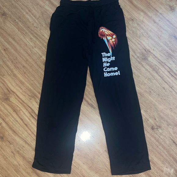 John Carpenter’s Halloween unisex sleep pants - Picture 1 of 3